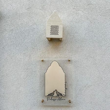 Palazzo Alma luxury rooms Casarano Esterno foto