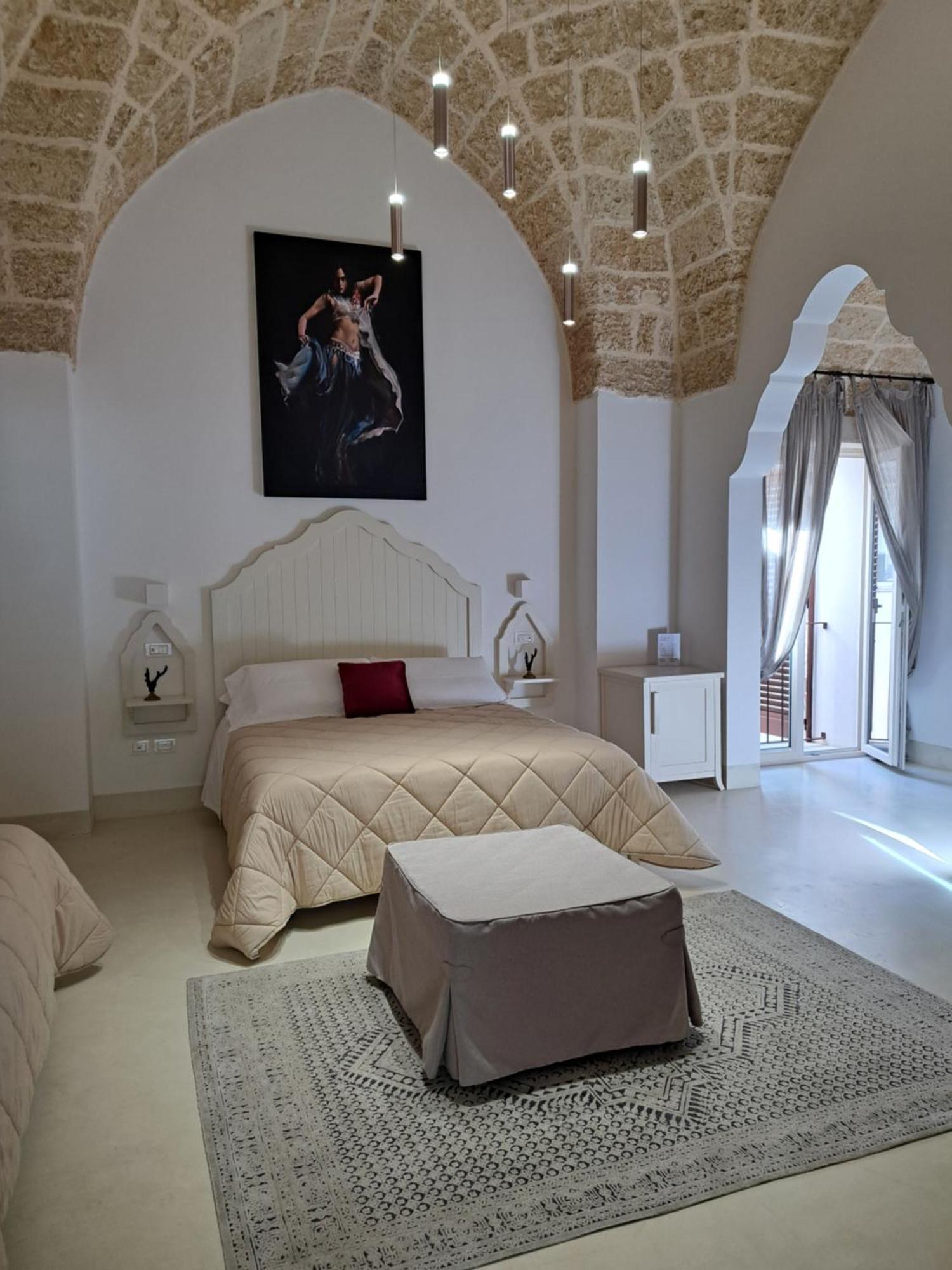 Palazzo Alma luxury rooms Casarano Esterno foto