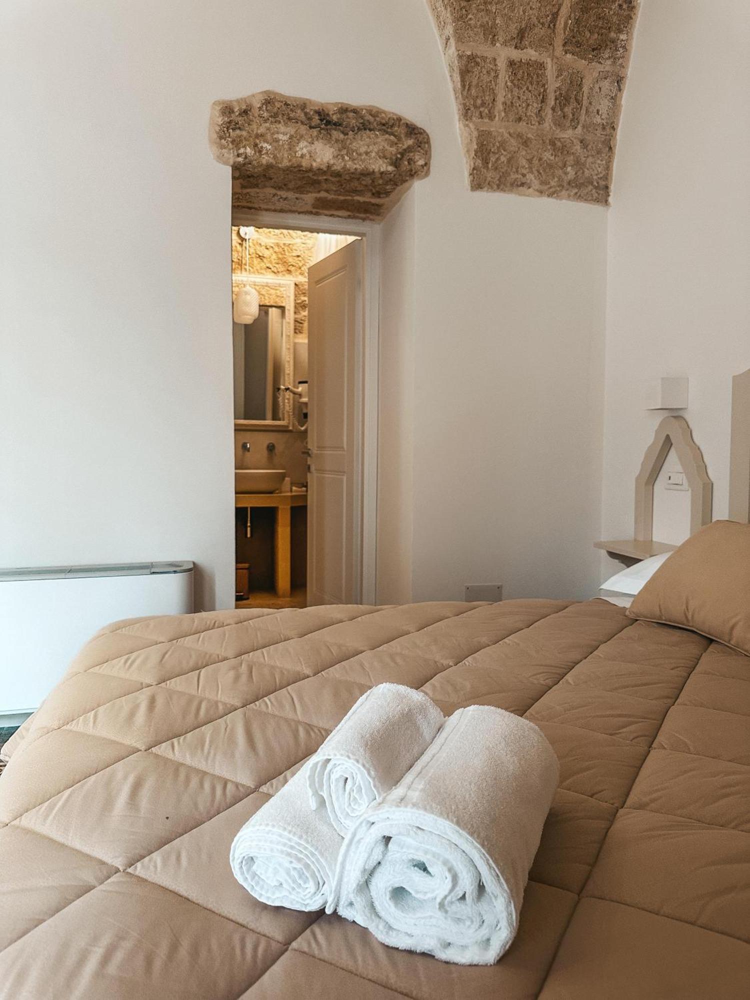 Palazzo Alma luxury rooms Casarano Esterno foto