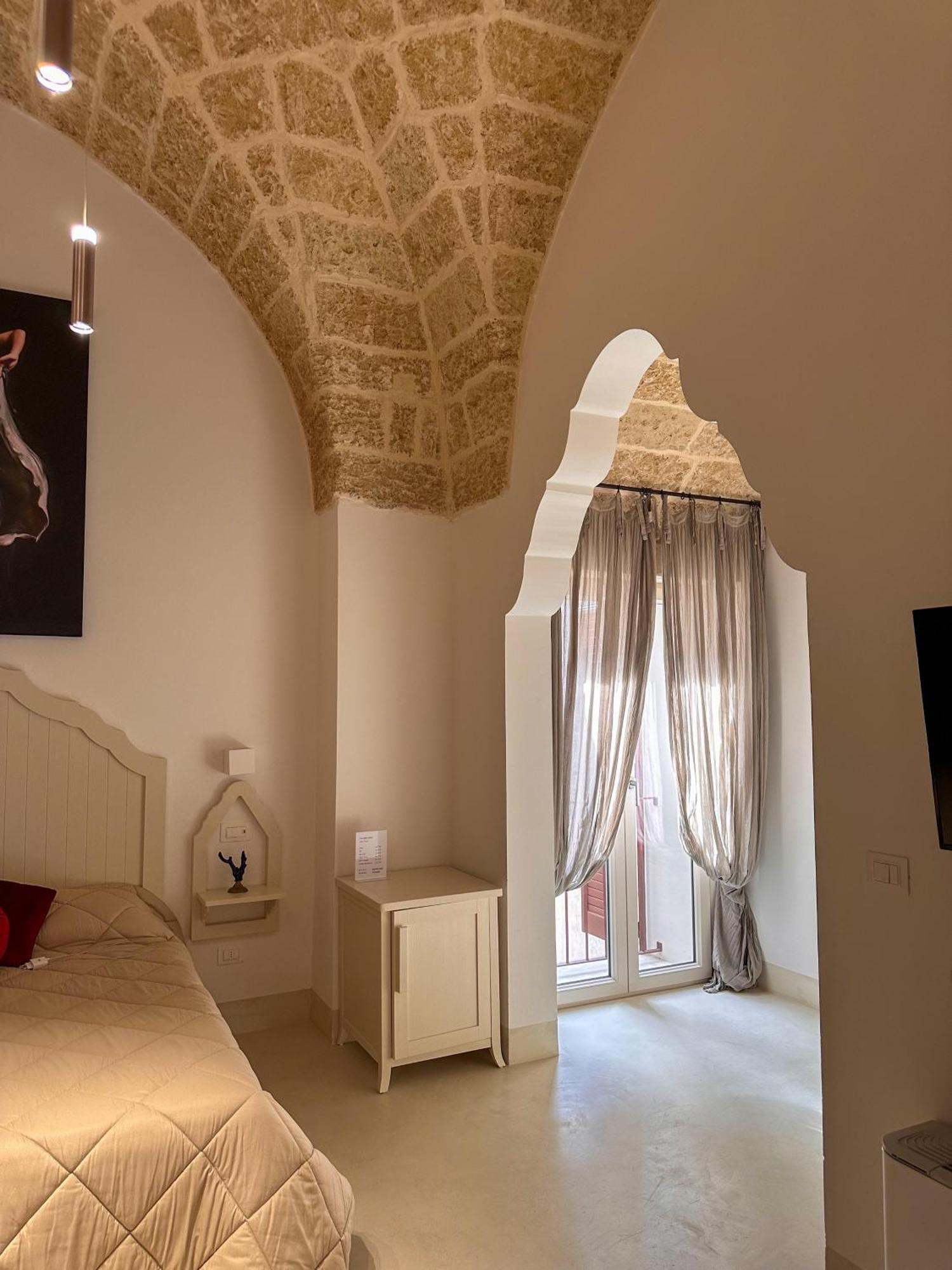 Palazzo Alma luxury rooms Casarano Esterno foto