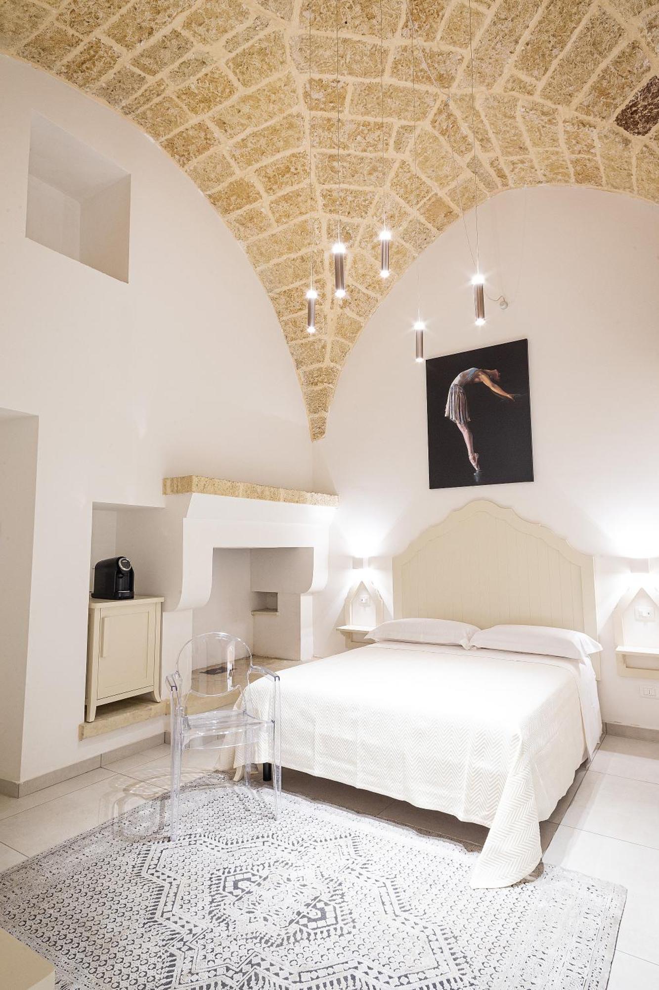 Palazzo Alma luxury rooms Casarano Esterno foto